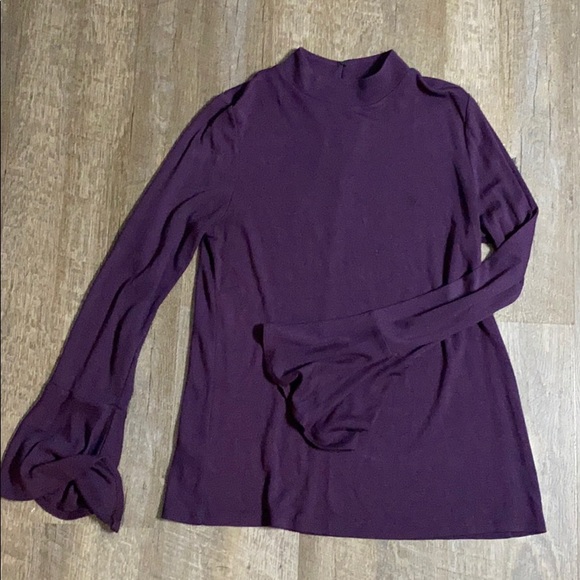 Ann Taylor Tops - Ann Taylor Trumpet Sleeve Blouse